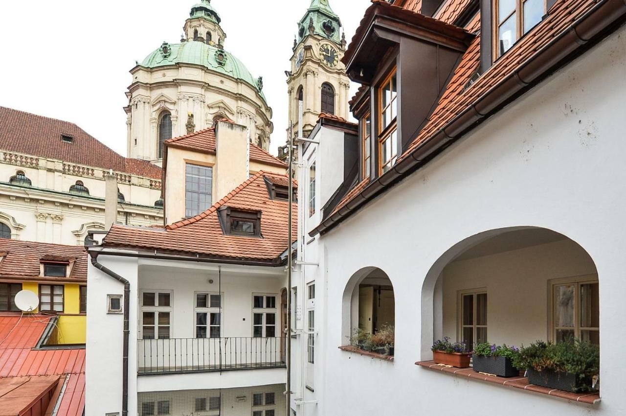 Romantic Apartment Prague Near Charles Bridge Екстериор снимка